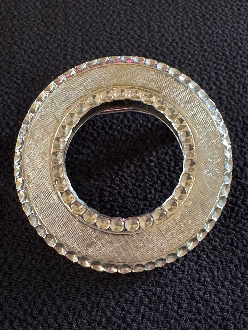 Vintage Silver Circle Brooch with Diamond Cut Border